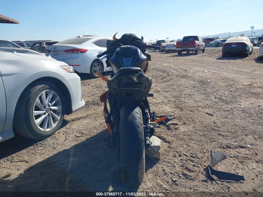 VIN JKAEXEK13KDA29943 2019 KAWASAKI EX650 F