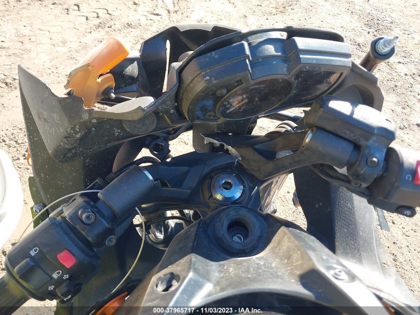 VIN JKAEXEK13KDA29943 2019 KAWASAKI EX650 F