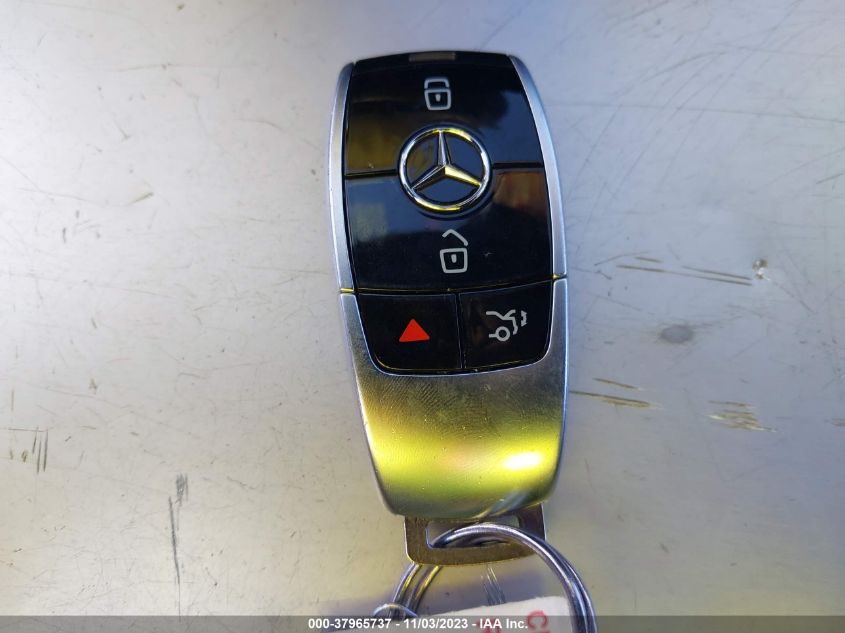 2019 MERCEDES-BENZ E 300 WDDZF4JB6KA647700