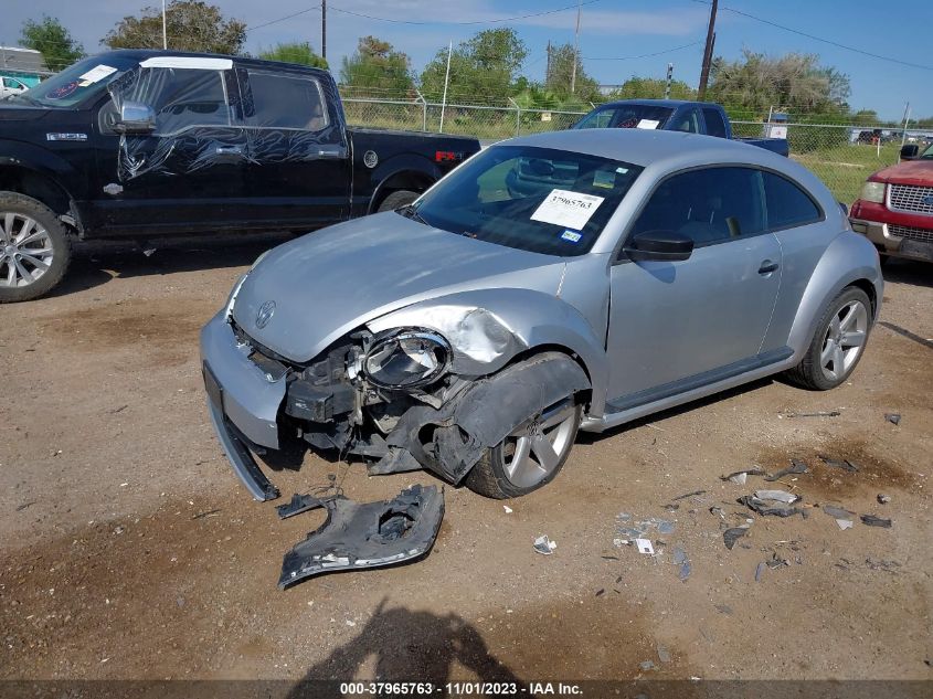 2014 VOLKSWAGEN BEETLE COUPE 2.5L ENTRY 3VWFP7AT8EM629532