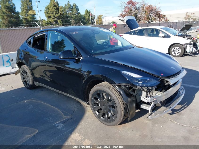 7SAYGDEE2PF858028 TESLA MODEL Y AWD 2023