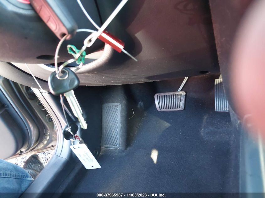 2013 KIA SOUL BASE - KNDJT2A57D7622934