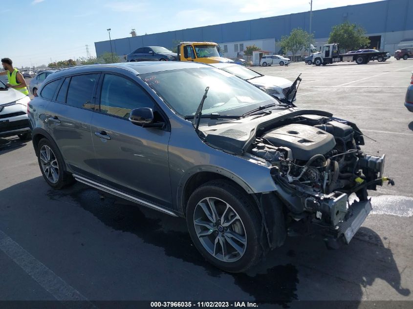 YV440MWK4H1031403 VOLVO V60 CROSS COUNTRY 2017