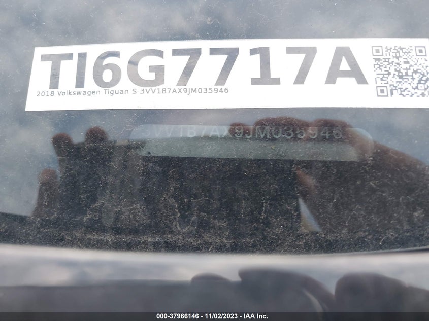 VIN 3VV1B7AX9JM035946 2018 VOLKSWAGEN TIGUAN S