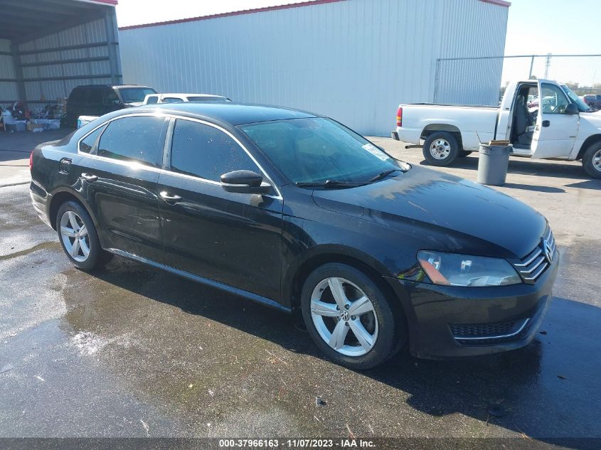 2013 VOLKSWAGEN PASSAT SE - 1VWBH7A31DC101889