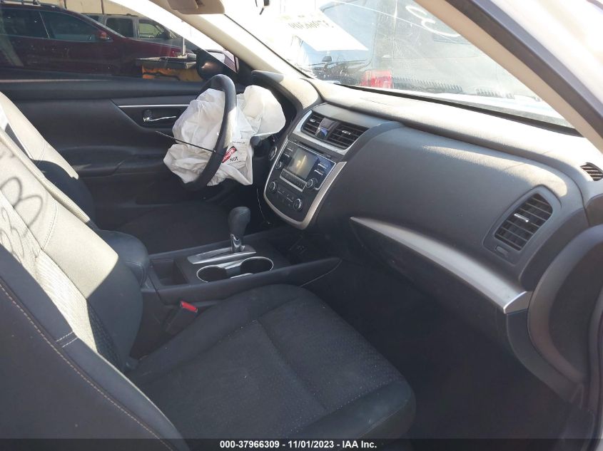 2016 NISSAN ALTIMA 2.5/S/SV/SL/SR - 1N4AL3AP1GN383880
