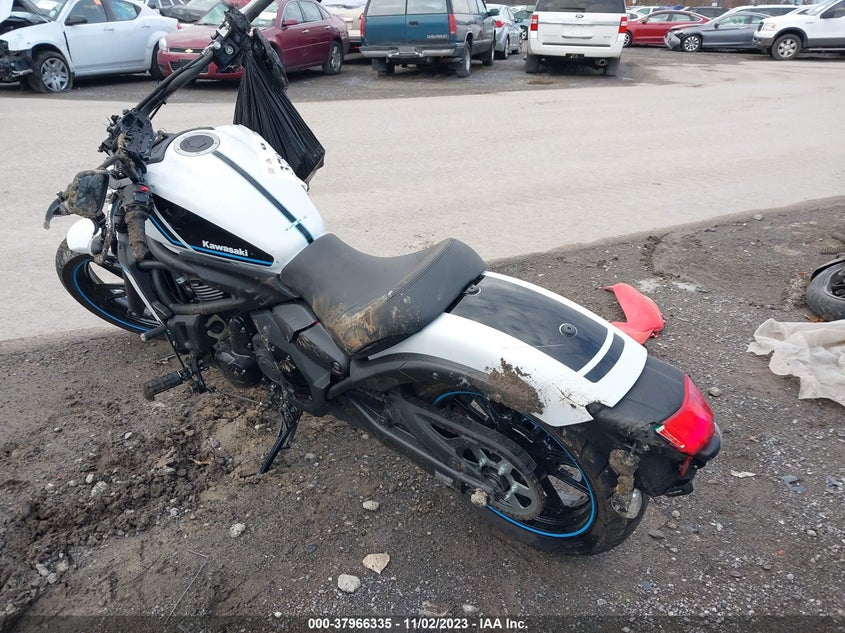 VIN JKAENEC11MDA03946 2021 KAWASAKI EN650 C