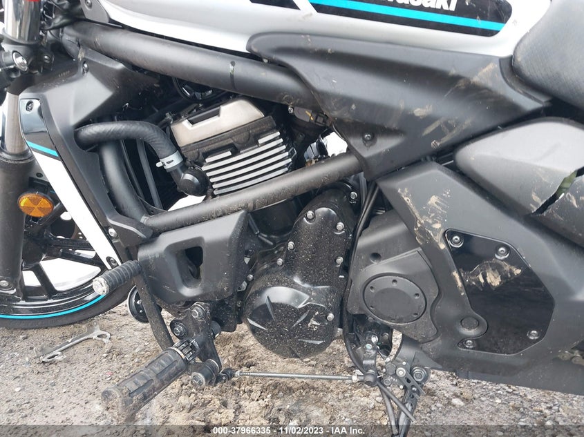 VIN JKAENEC11MDA03946 2021 KAWASAKI EN650 C