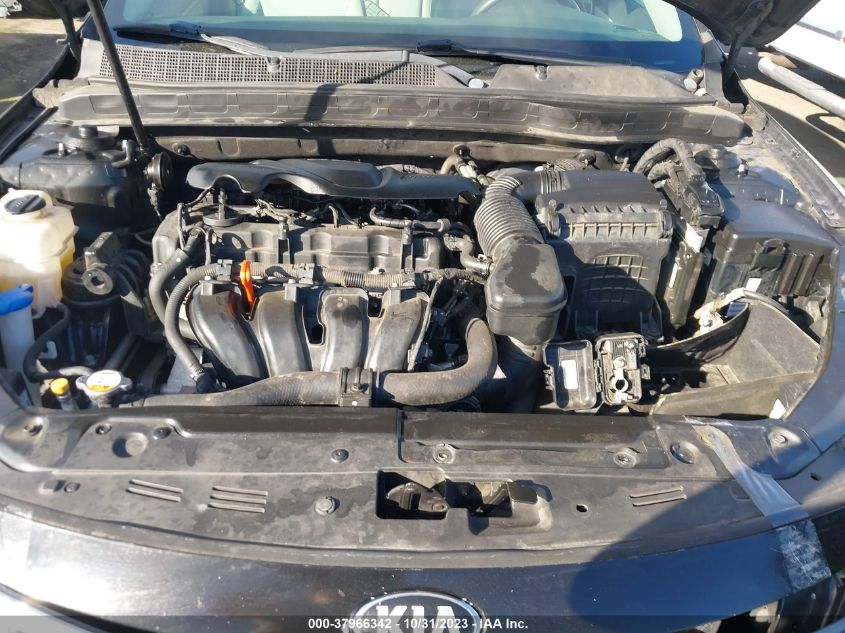 2013 KIA OPTIMA LX - 5XXGM4A72DG132655