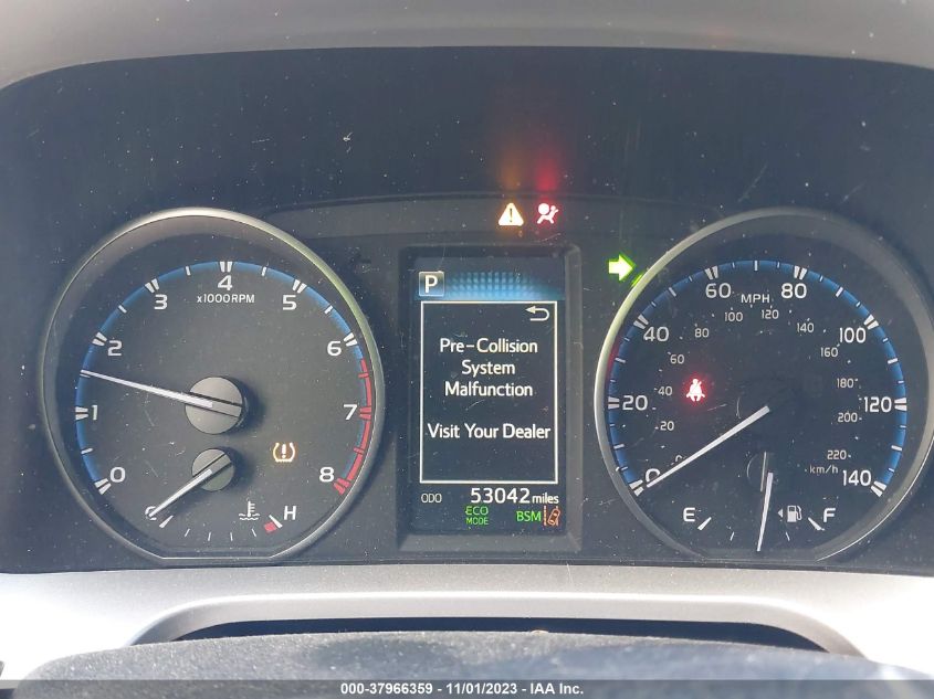 2018 TOYOTA RAV4 ADVENTURE/XLE - JTMRFREV2JJ183461