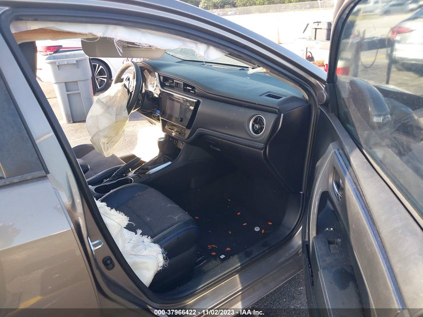 VIN 2T1BURHE2HC826674 2017 TOYOTA COROLLA L/LE/XLE/SE/XSE