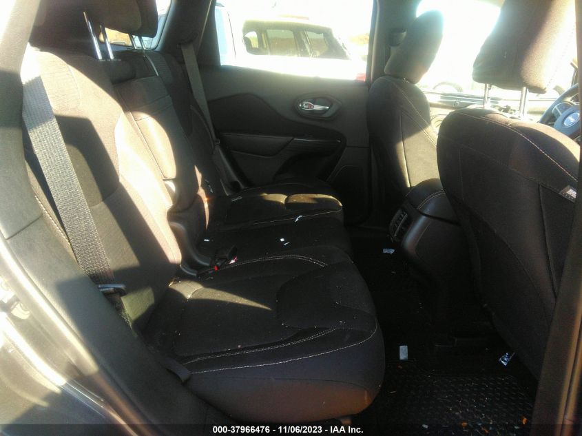 2016 JEEP CHEROKEE LATITUDE - 1C4PJMCB1GW368937