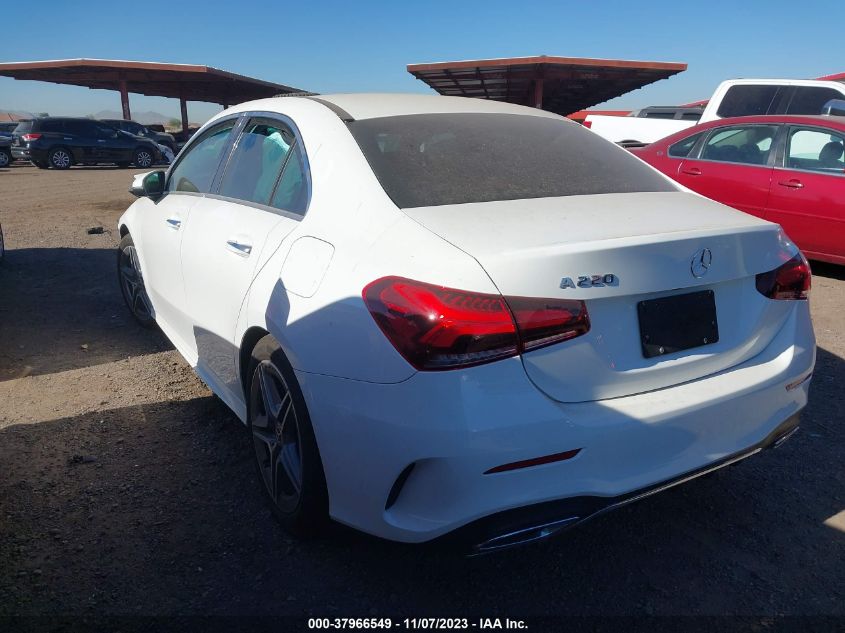 2019 MERCEDES-BENZ A 220 WDD3G4EB5KW031471