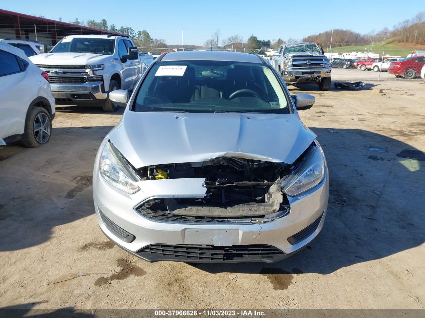 2017 FORD FOCUS SE - 1FADP3K22HL202562