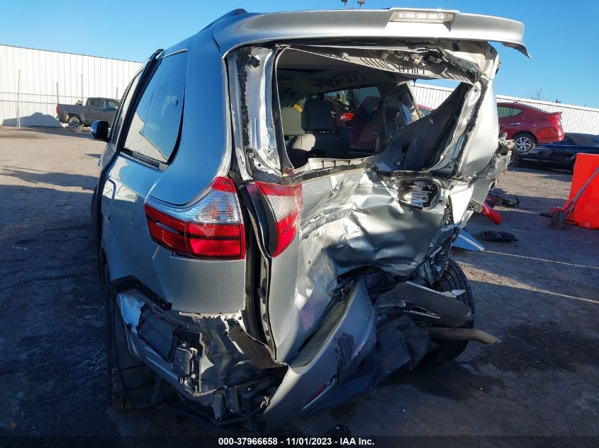 5TDYZ3DC3KS999146 2019 TOYOTA SIENNA, photo no. 17