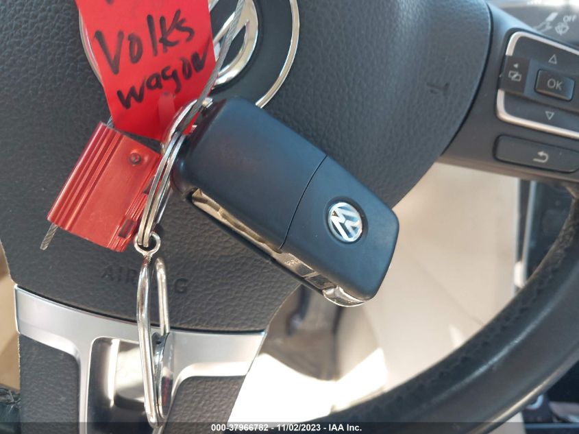 2014 VOLKSWAGEN PASSAT SEL - 1VWCN7A34EC027446