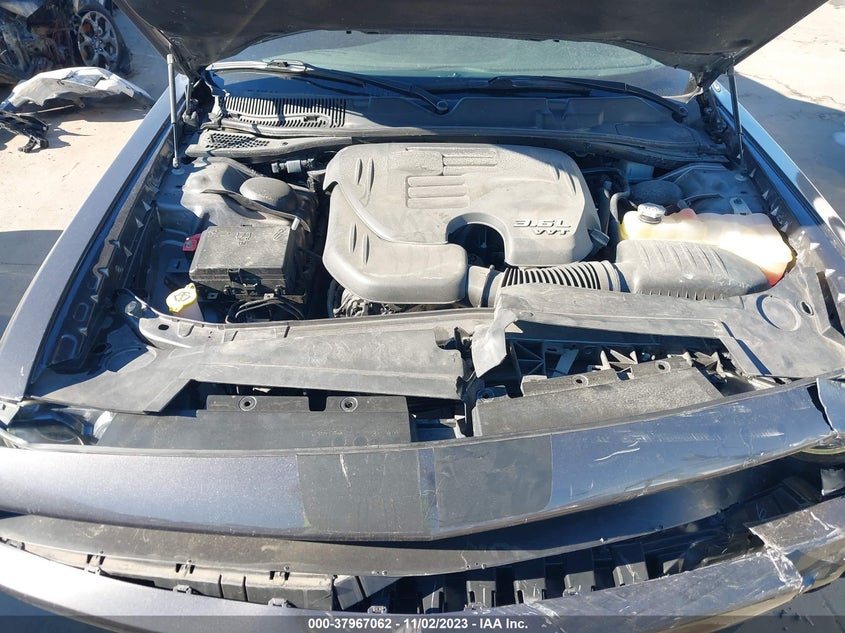 VIN 2C3CDZAG6JH314562 2018 DODGE CHALLENGER SXT PLUS