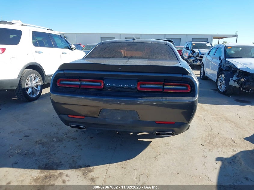 VIN 2C3CDZAG6JH314562 2018 DODGE CHALLENGER SXT PLUS