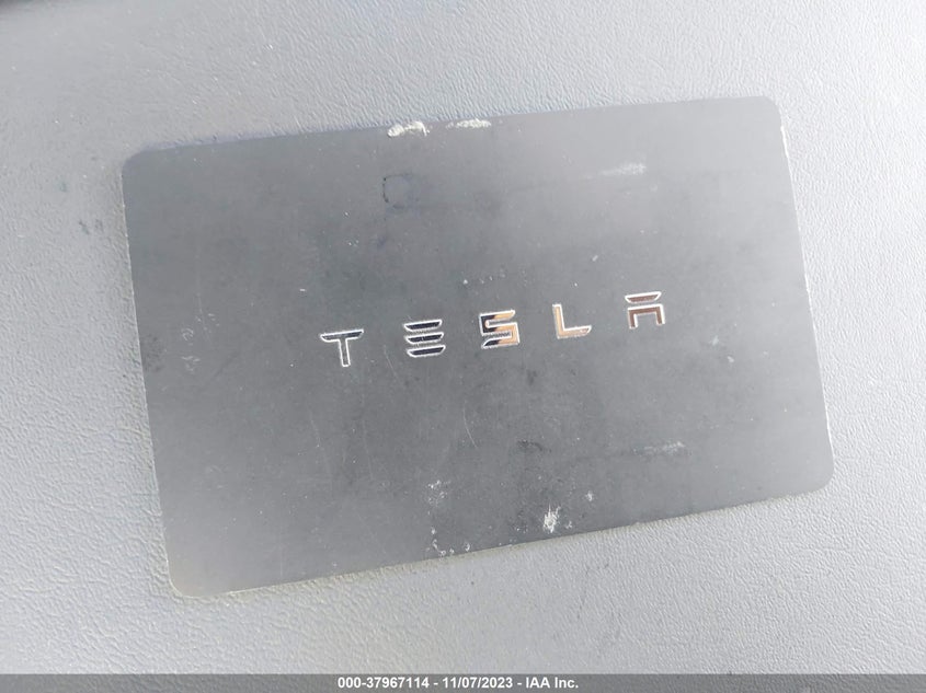 VIN 5YJ3E1EB6JF147277 2018 TESLA MODEL 3 LONG RANGE