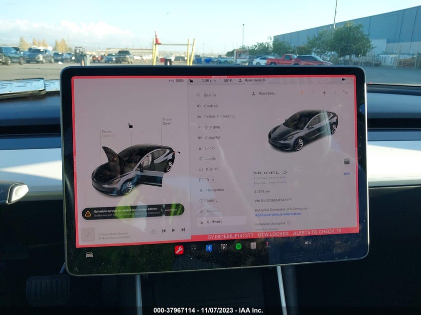 VIN 5YJ3E1EB6JF147277 2018 TESLA MODEL 3 LONG RANGE