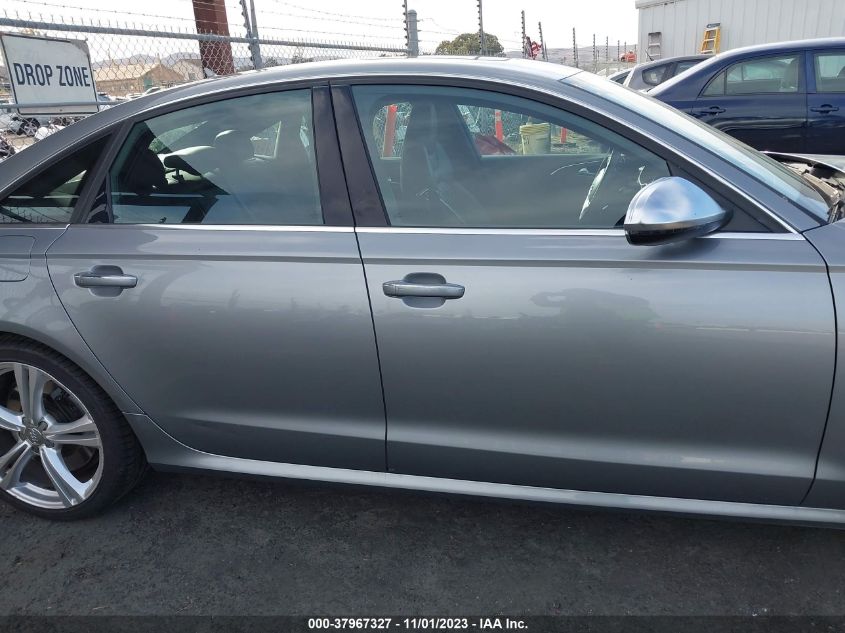 2015 AUDI S6 - WAUF2AFC7FN011548