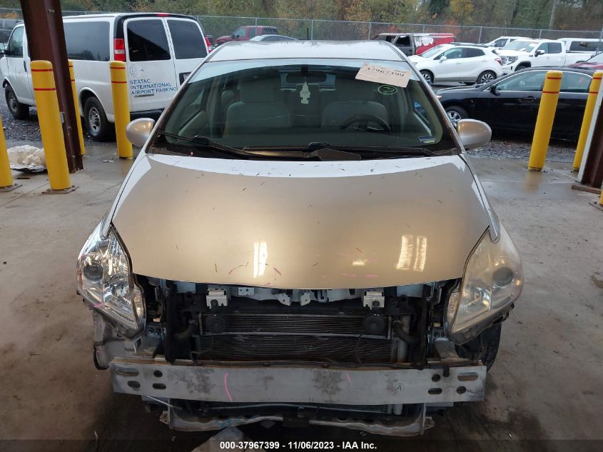 2013 TOYOTA PRIUS TWO - JTDKN3DU0D0346676