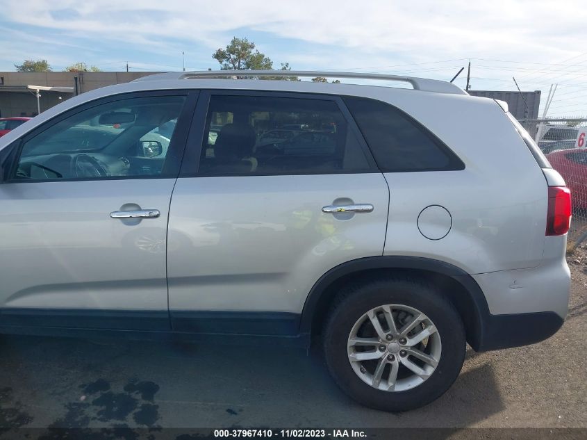 2014 KIA SORENTO LX - 5XYKT3A60EG529373