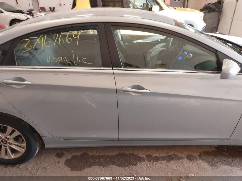 2013 HYUNDAI SONATA GLS - 5NPEB4AC2DH516644