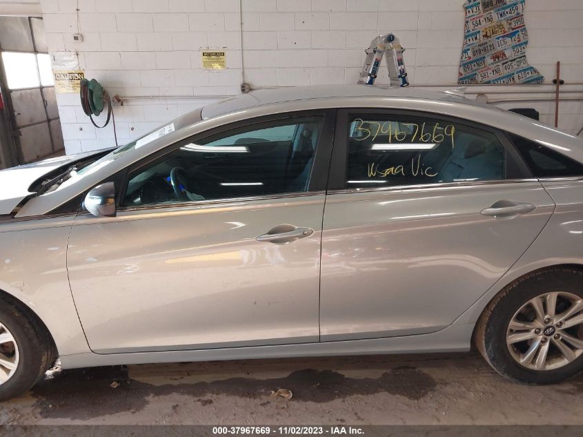 2013 HYUNDAI SONATA GLS - 5NPEB4AC2DH516644