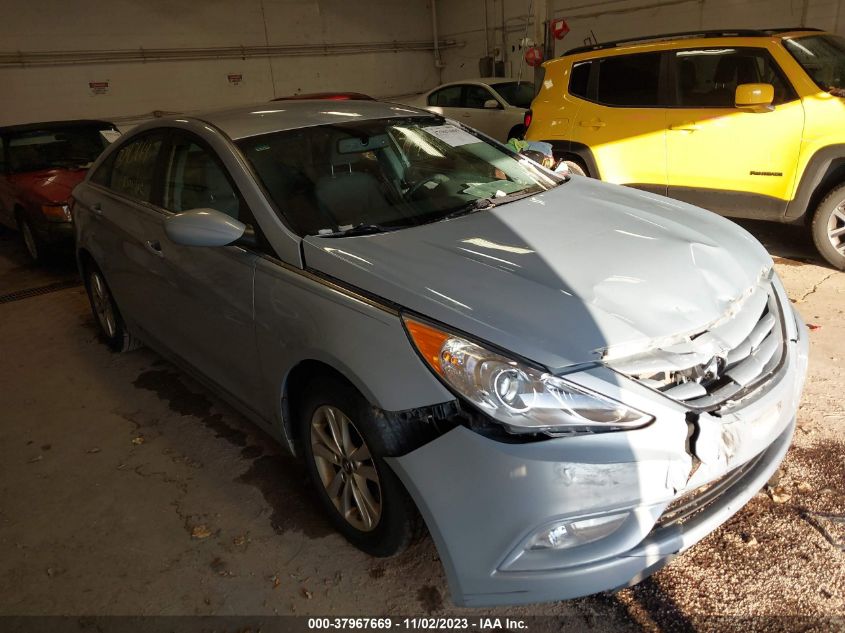 2013 HYUNDAI SONATA GLS - 5NPEB4AC2DH516644