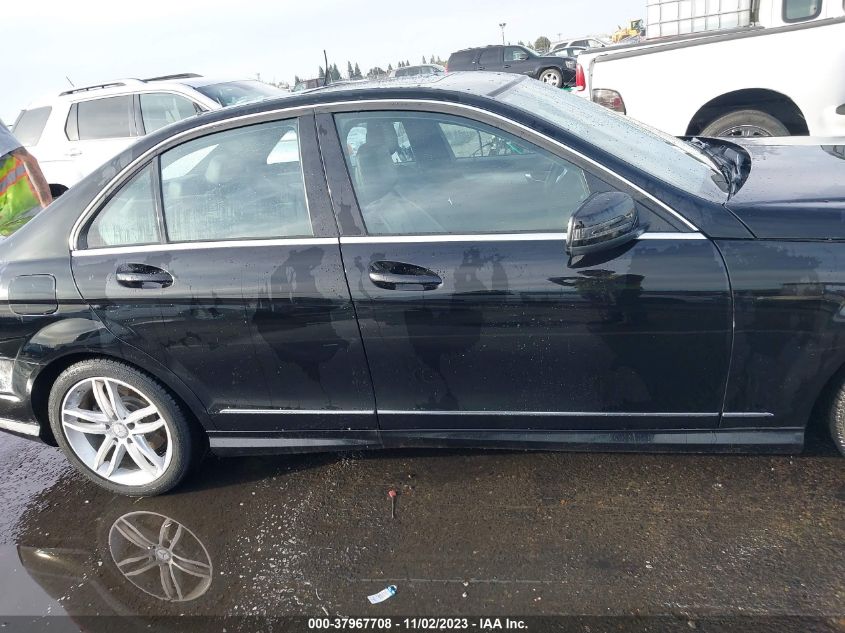 2013 MERCEDES-BENZ C 250 LUXURY/SPORT WDDGF4HB0DR290533