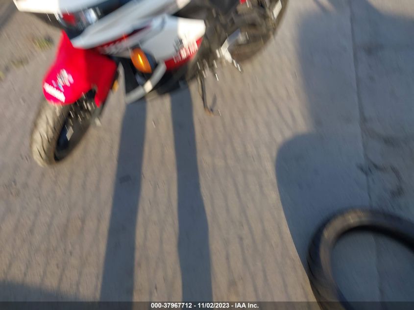 2016 YAMAHA YZFR3 MH3RH06Y5GK014487