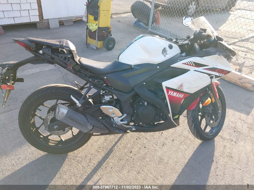 2016 YAMAHA YZFR3 MH3RH06Y5GK014487