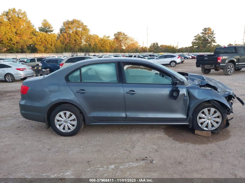 2014 VOLKSWAGEN JETTA 2.0L S - 3VW2K7AJ5EM253755