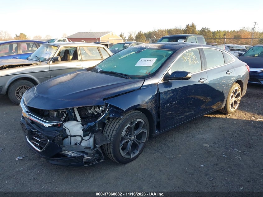 VIN 1G1ZD5ST2NF132111 2022 CHEVROLET MALIBU LT