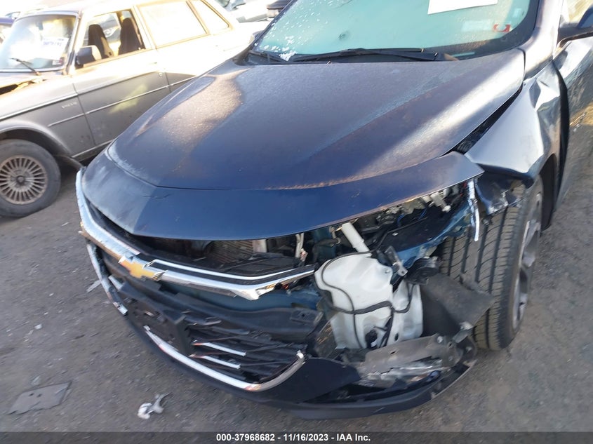 VIN 1G1ZD5ST2NF132111 2022 CHEVROLET MALIBU LT