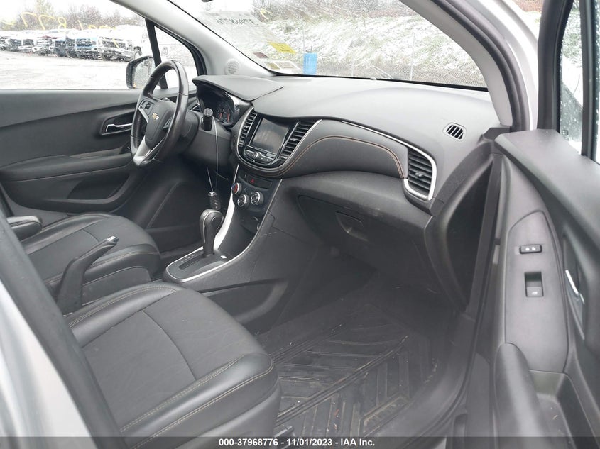 VIN 3GNCJLSB2LL222936 2020 CHEVROLET TRAX 1LT
