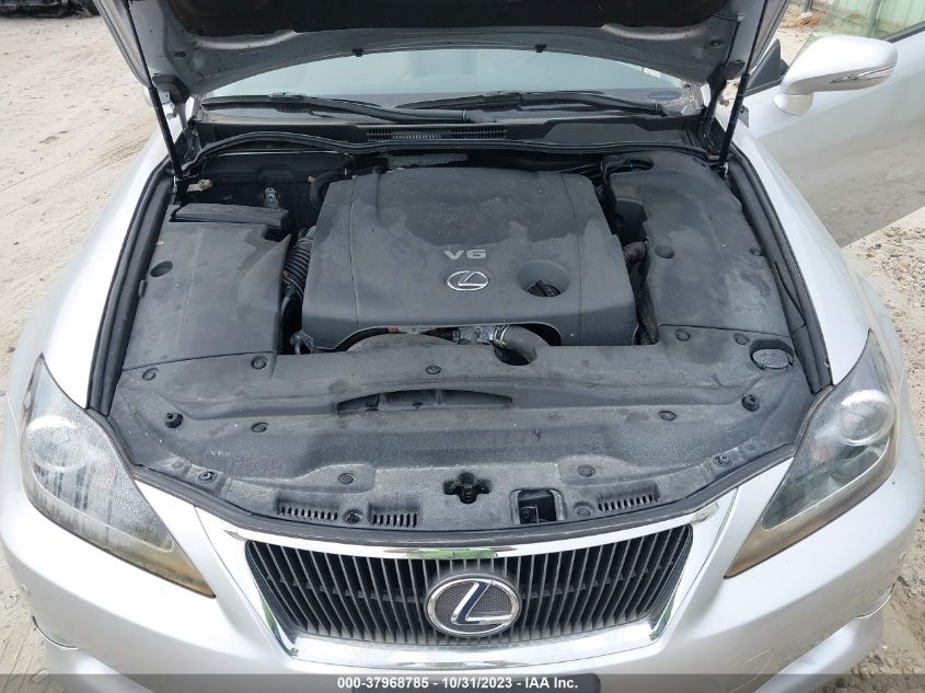 2013 LEXUS IS 250C JTHFF2C26D2528359