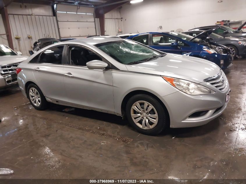 2013 HYUNDAI SONATA GLS - 5NPEB4AC6DH546195