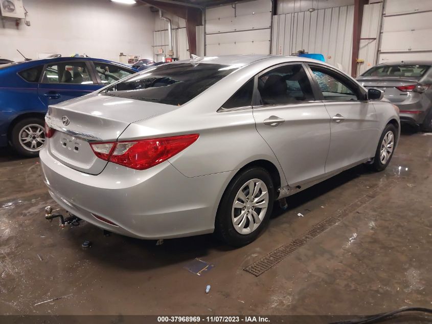 2013 HYUNDAI SONATA GLS - 5NPEB4AC6DH546195