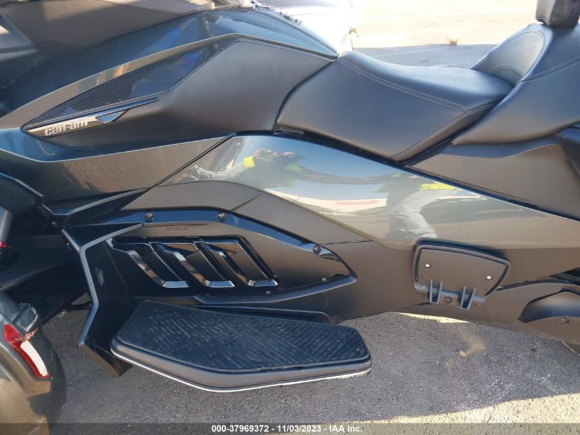 2021 CAN-AM SPYDER ROADSTER RT/RT LIMITED 2BXNBDD49MV001039
