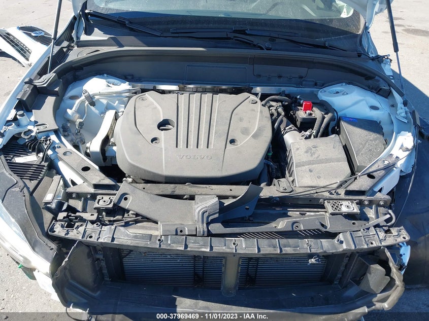 VIN YV4L12DK4P1358351 2023 VOLVO XC60 CORE