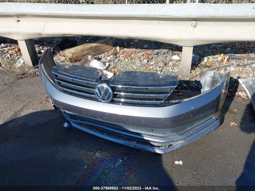 2017 VOLKSWAGEN JETTA 1.4T SE - 3VWDB7AJ3HM201893