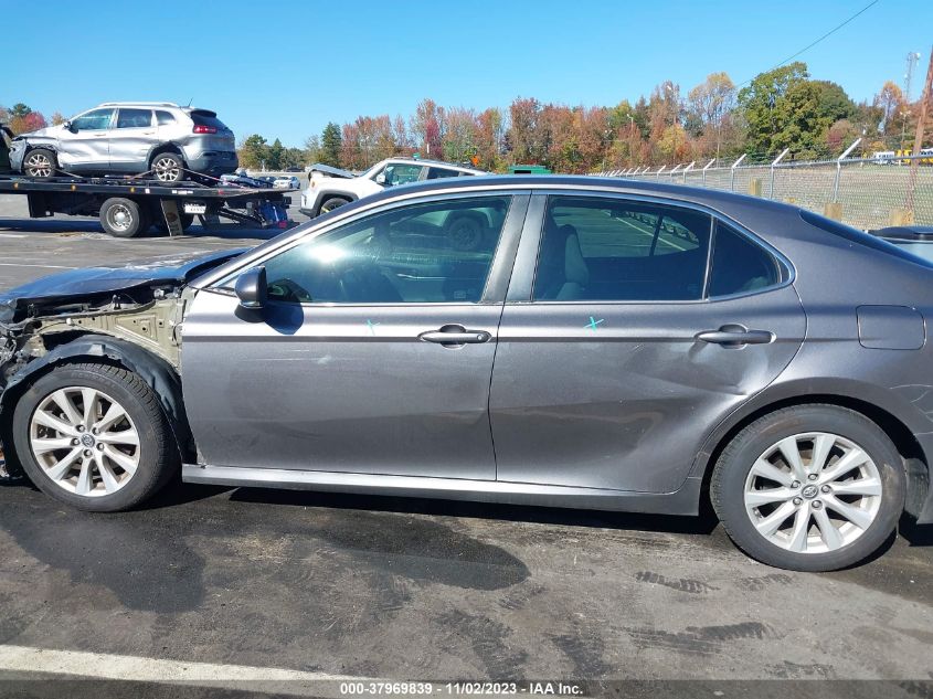 2018 TOYOTA CAMRY LE - 4T1B11HK2JU005529