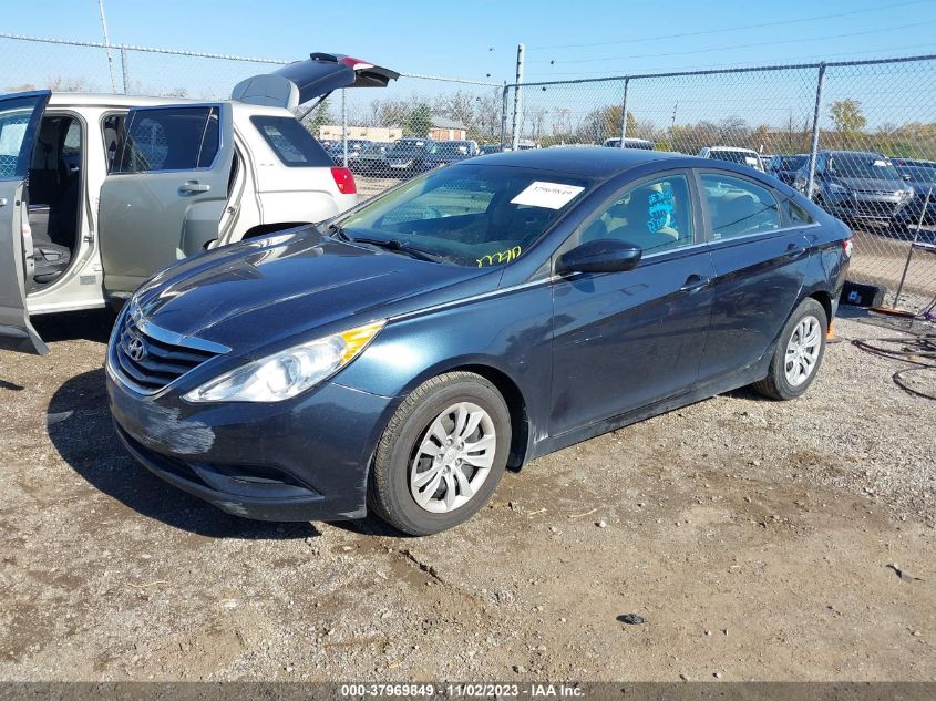 2013 HYUNDAI SONATA GLS - 5NPEB4ACXDH569933