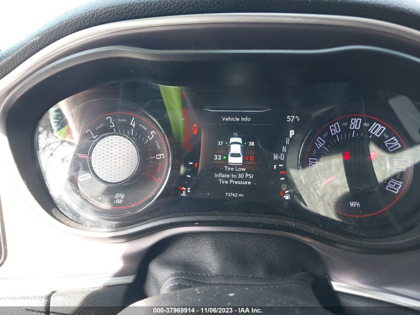 VIN 2C3CDZGG4KH543525 2019 DODGE CHALLENGER SXT