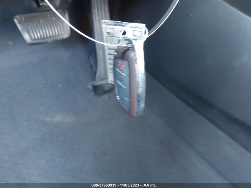 2014 HYUNDAI ELANTRA LIMITED - 5NPDH4AE9EH470842
