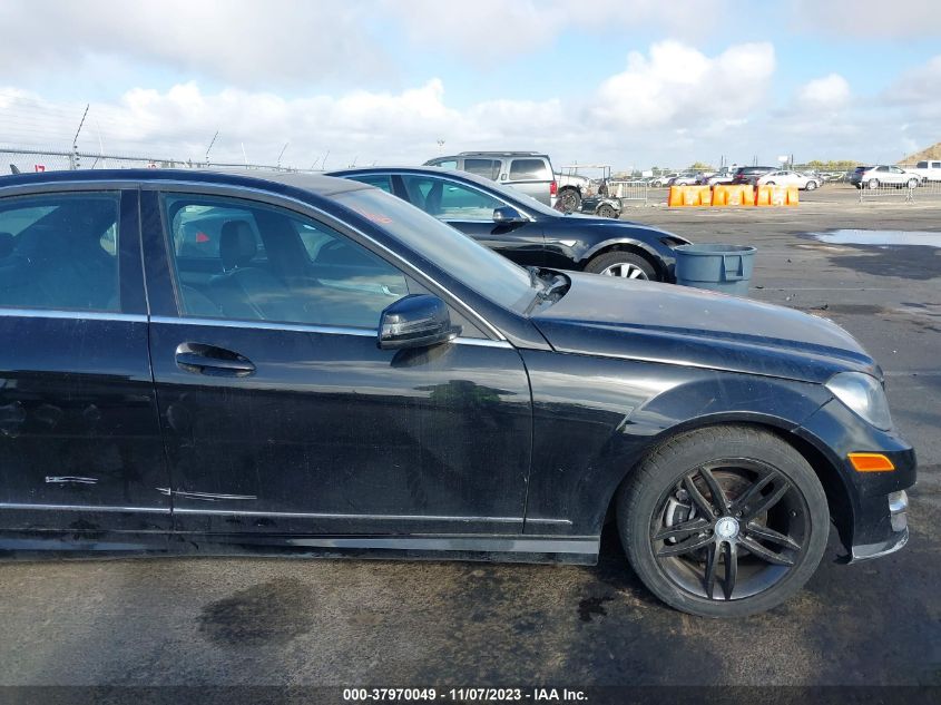 2014 MERCEDES-BENZ C 250 WDDGF4HB9EA946339