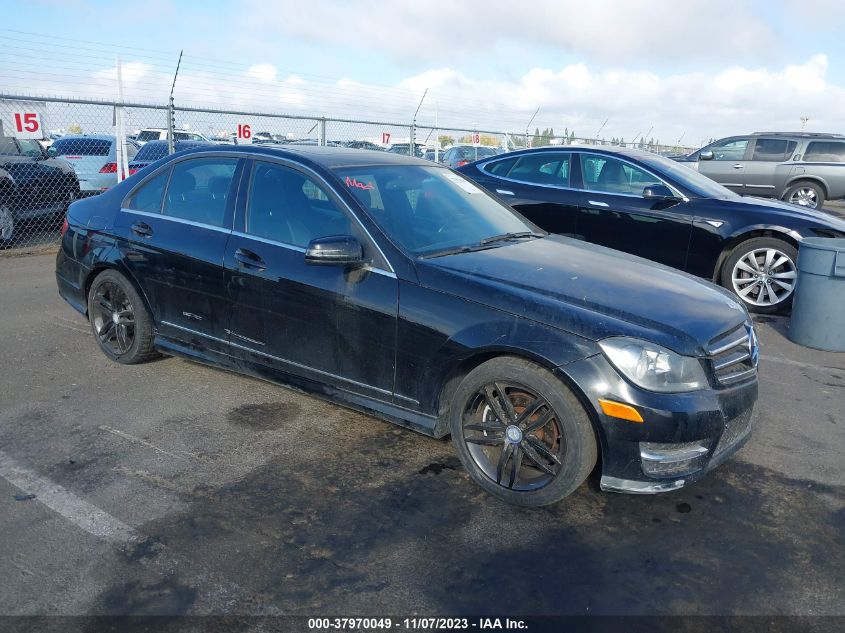 2014 MERCEDES-BENZ C 250 - WDDGF4HB9EA946339