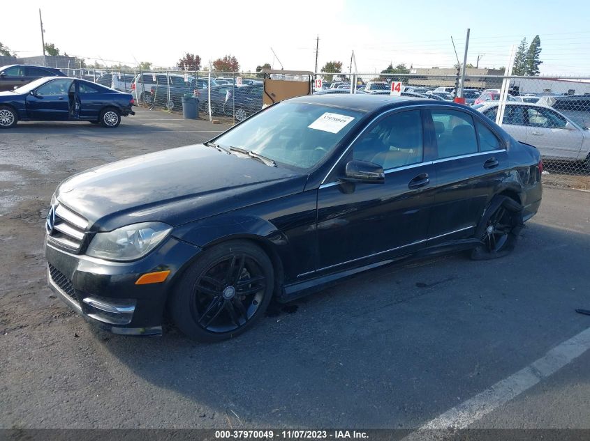 2014 MERCEDES-BENZ C 250 WDDGF4HB9EA946339